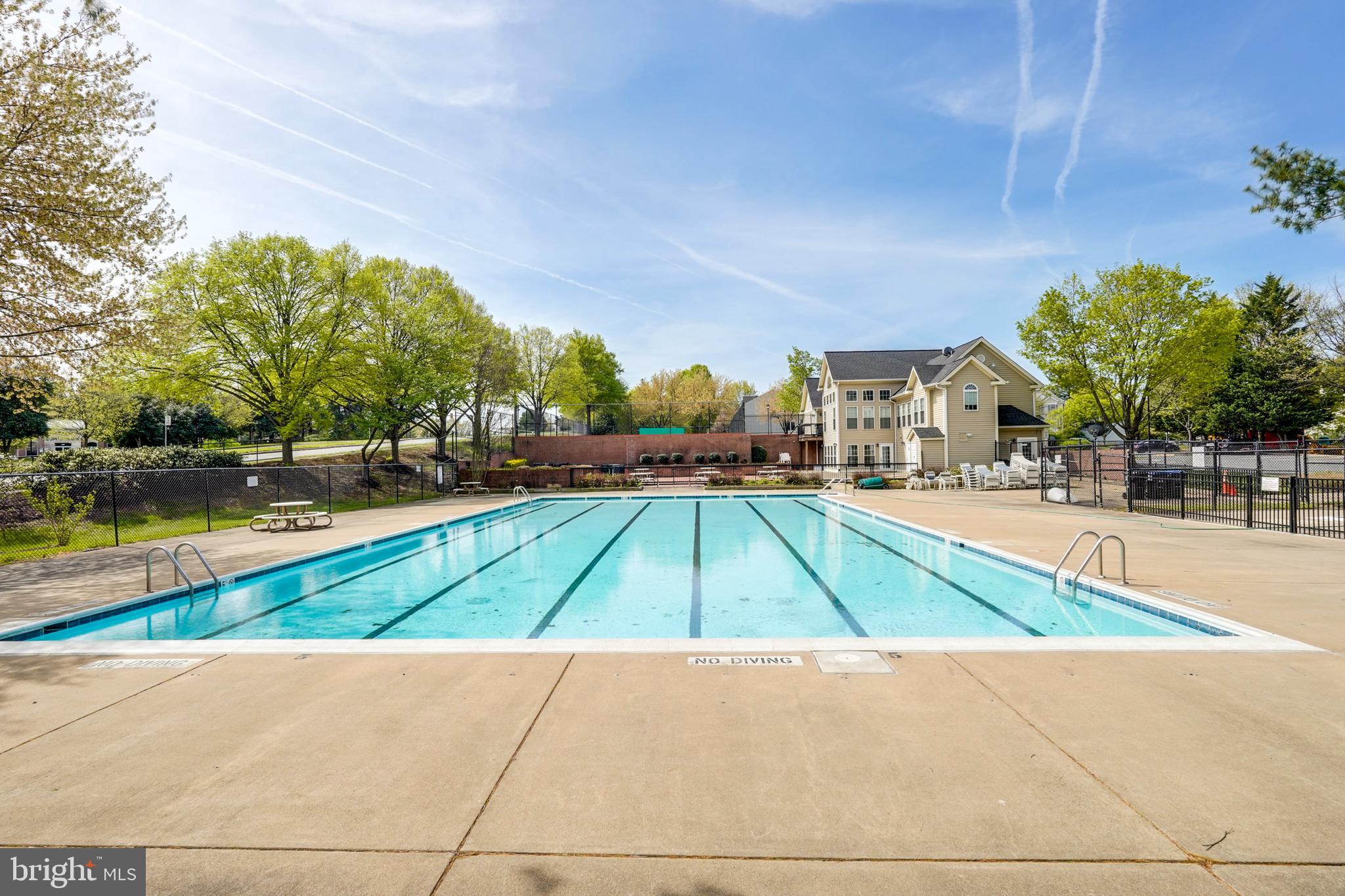 CENTRE RIDGE - Residential