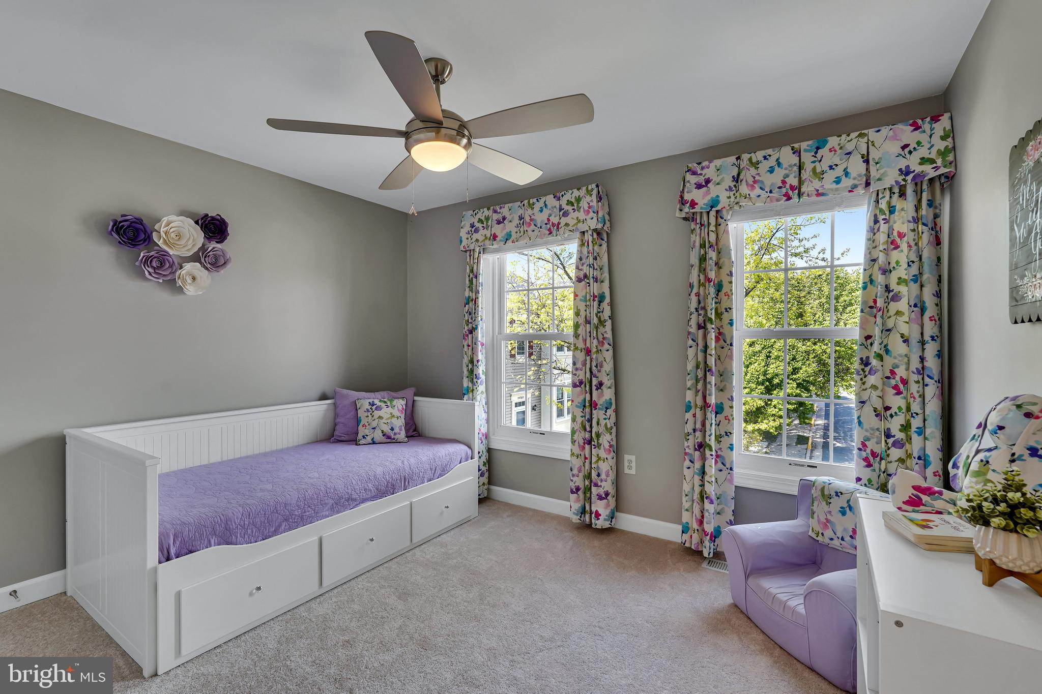 CENTRE RIDGE - Residential