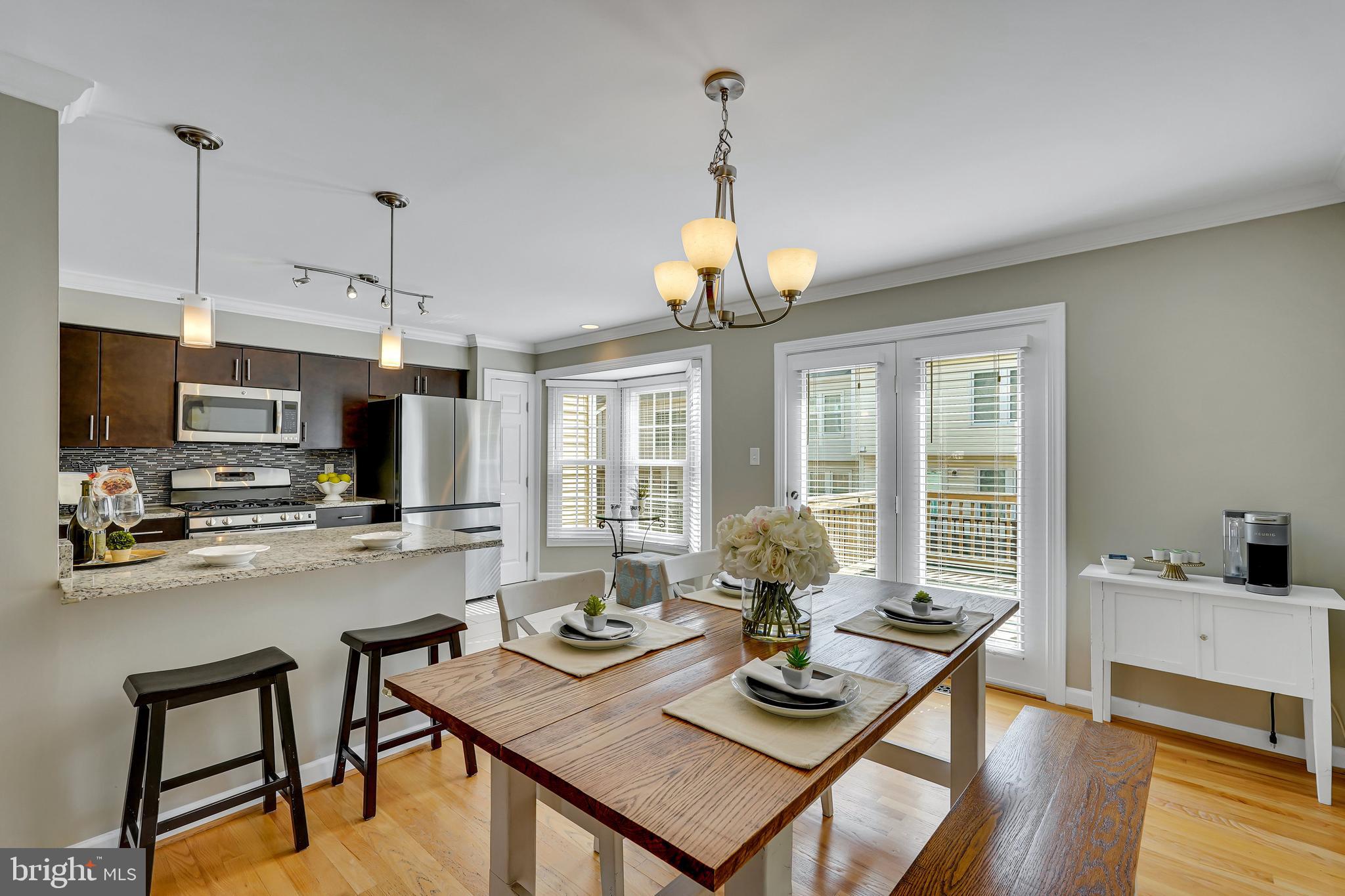 CENTRE RIDGE - Residential