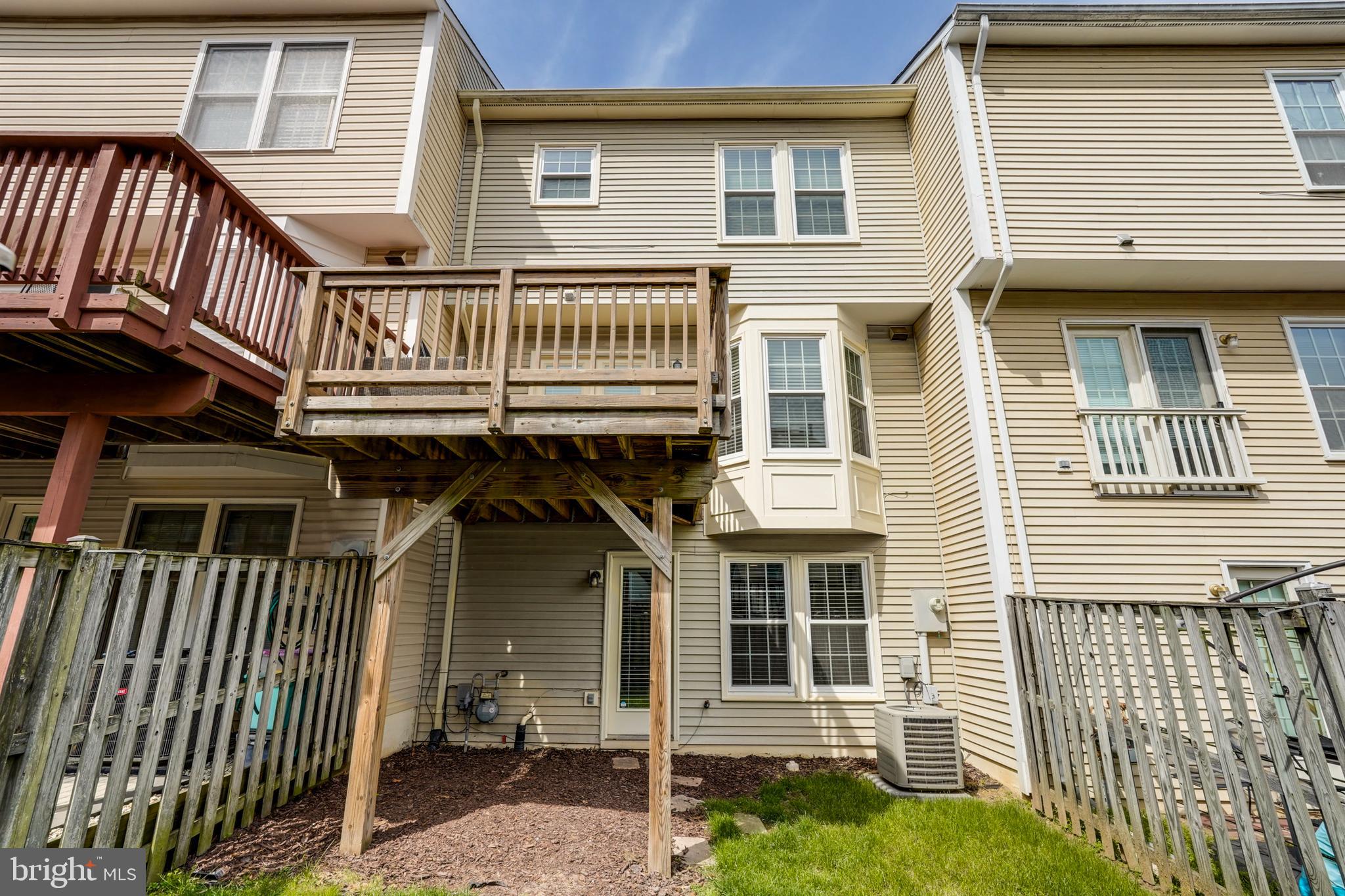 CENTRE RIDGE - Residential