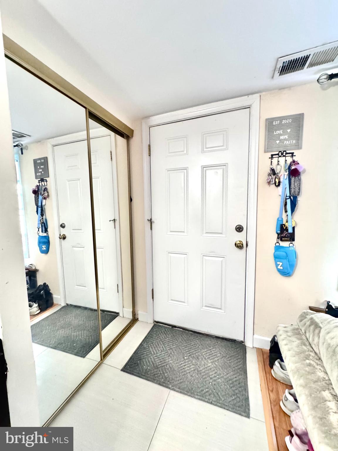 WHISKEY BOTTOM - Residential