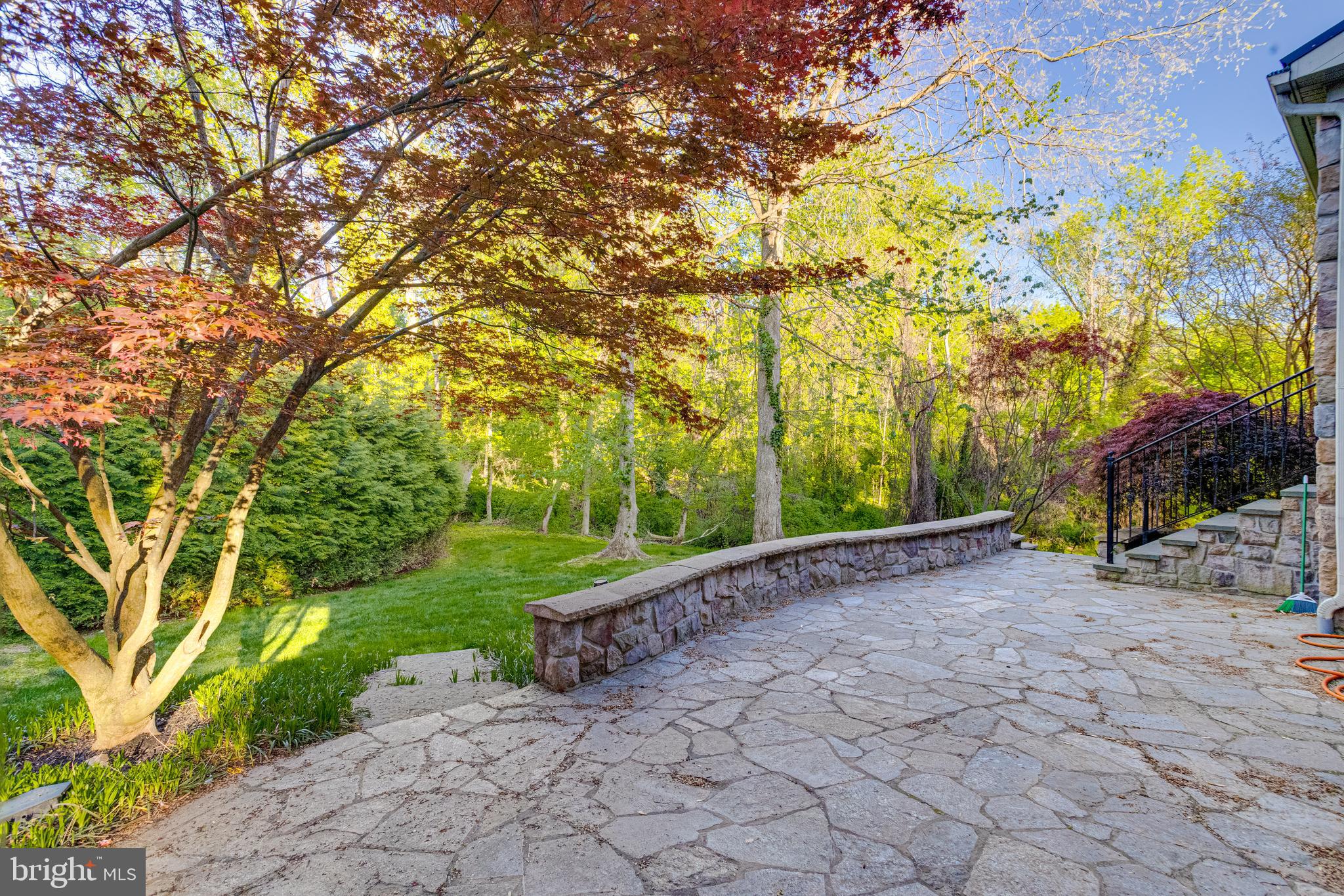 NORTH ROLAND PARK - Residential