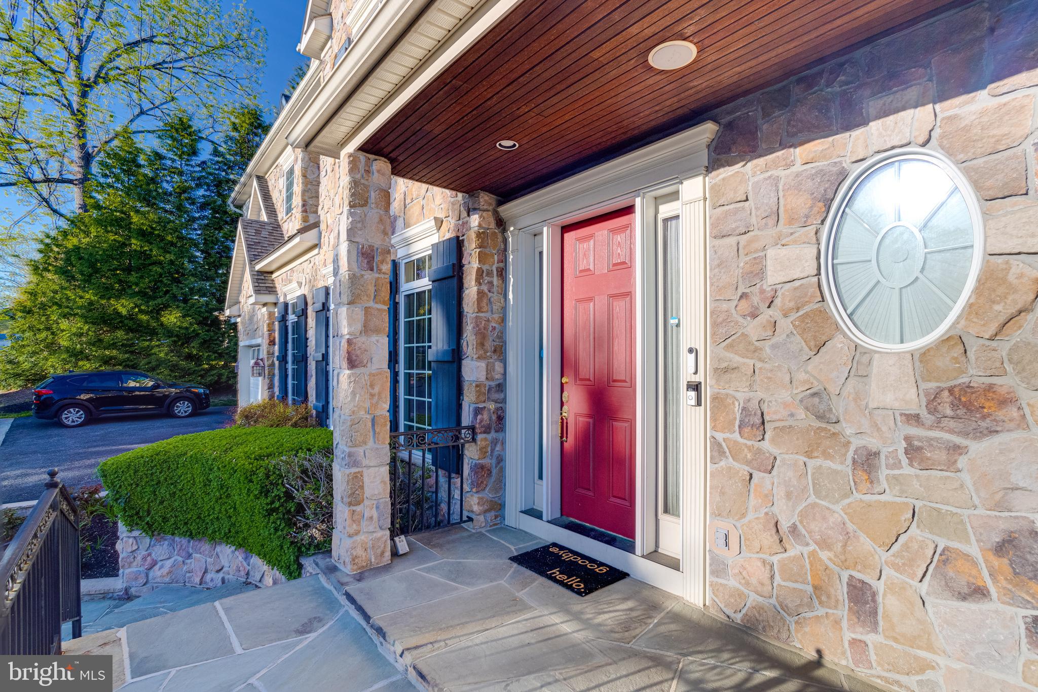 NORTH ROLAND PARK - Residential