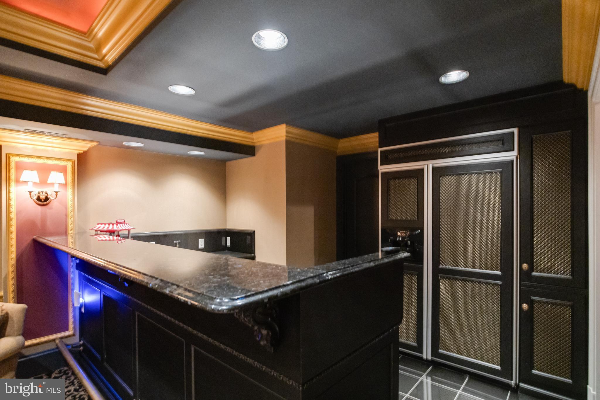 NORTH ROLAND PARK - Residential