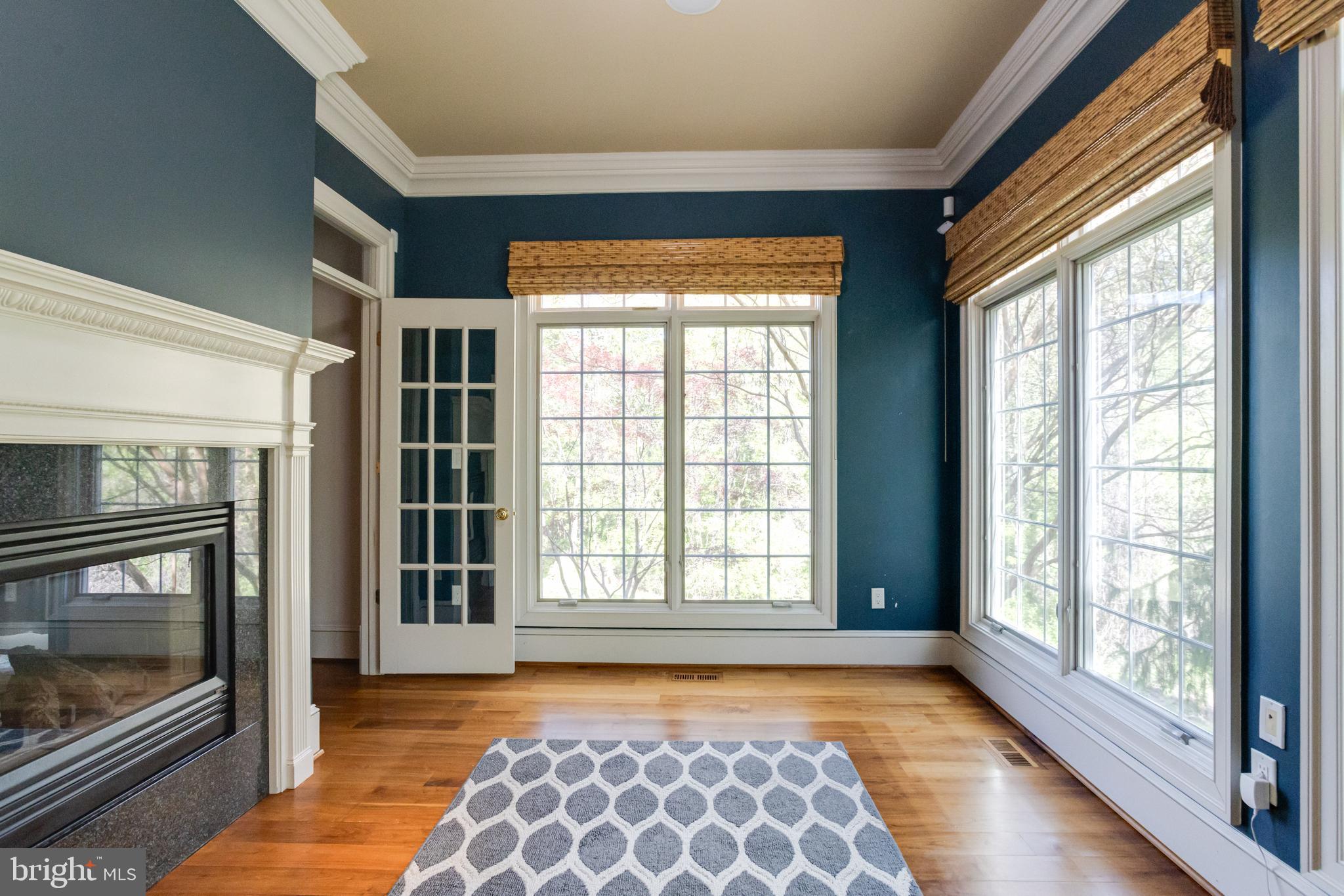 NORTH ROLAND PARK - Residential