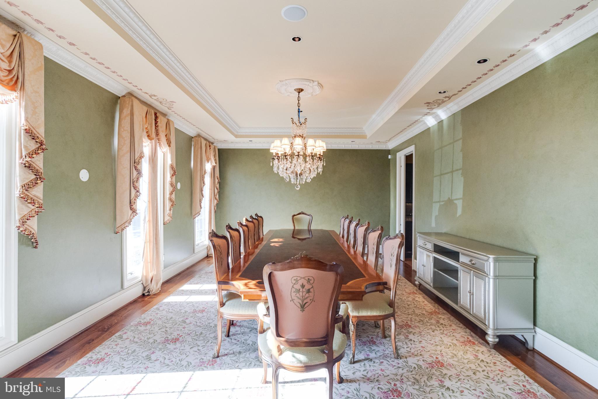 NORTH ROLAND PARK - Residential