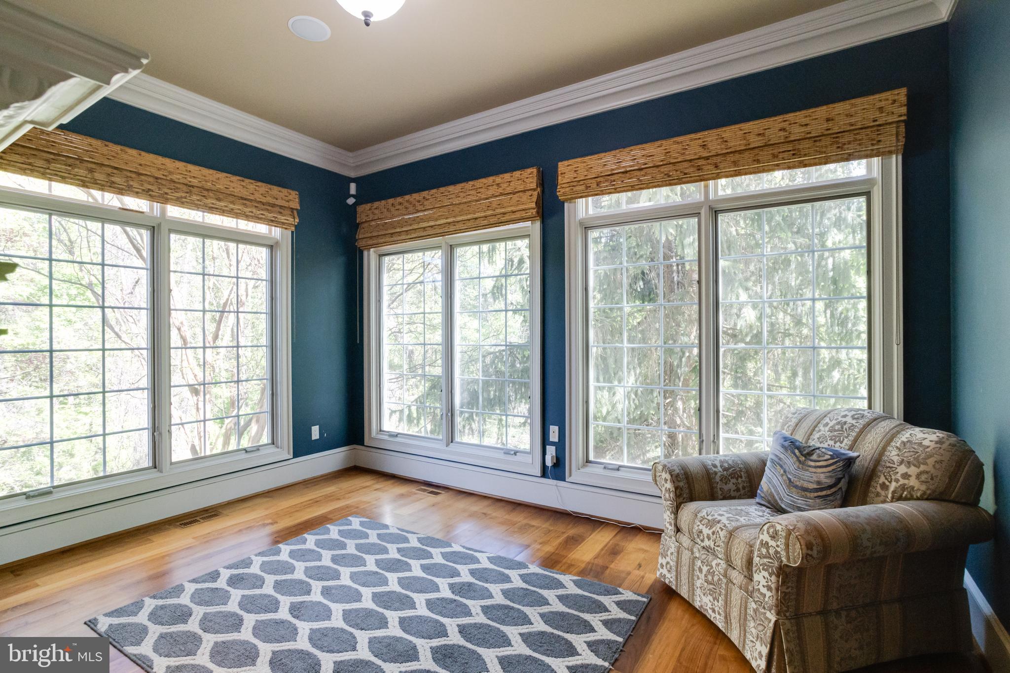 NORTH ROLAND PARK - Residential