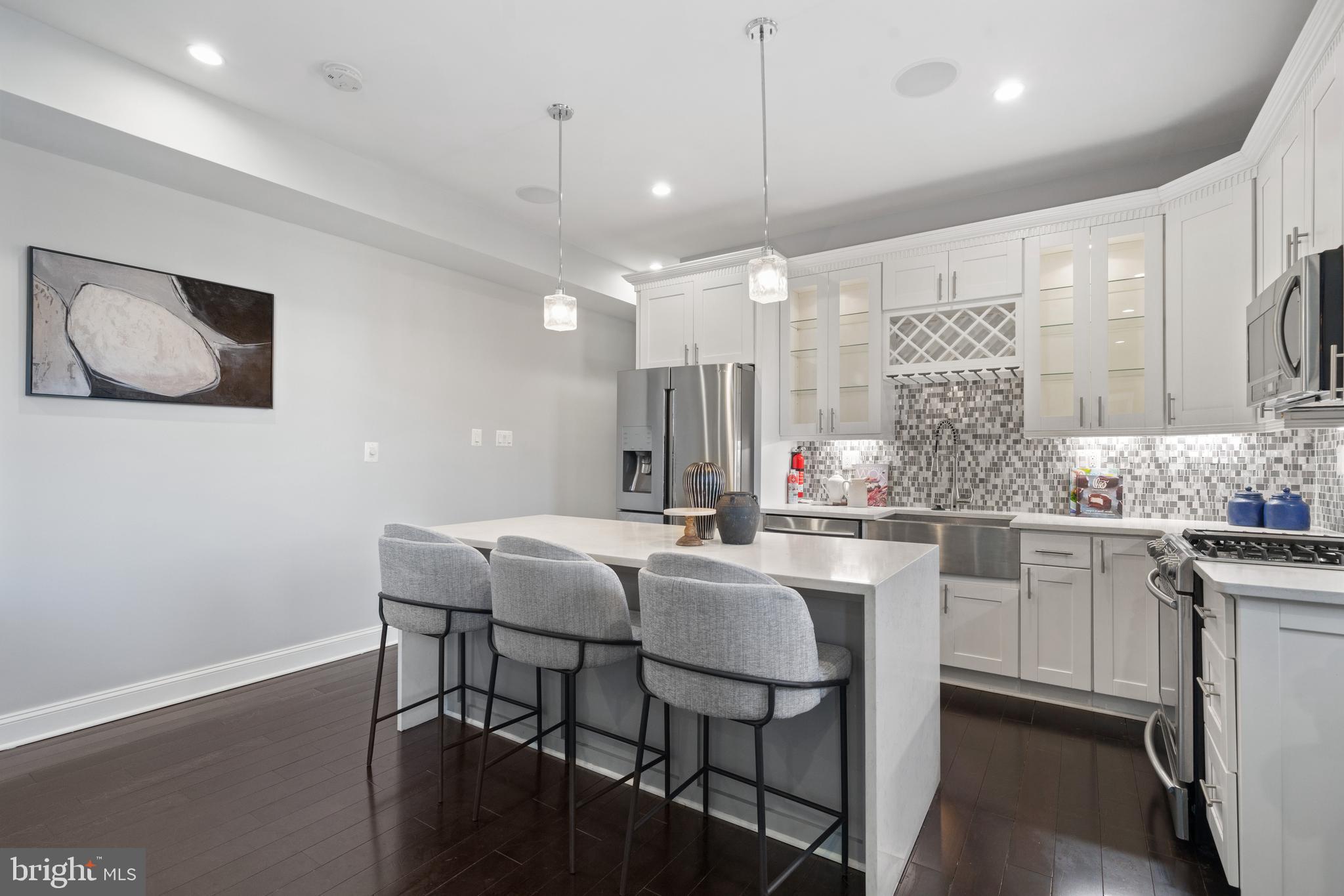 TRUXTON CIRCLE - Residential