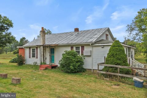 3706 CATLETT ROAD CATLETT VA 20119