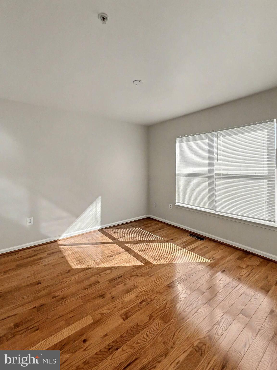 LANDOVER HILLS - Residential Lease