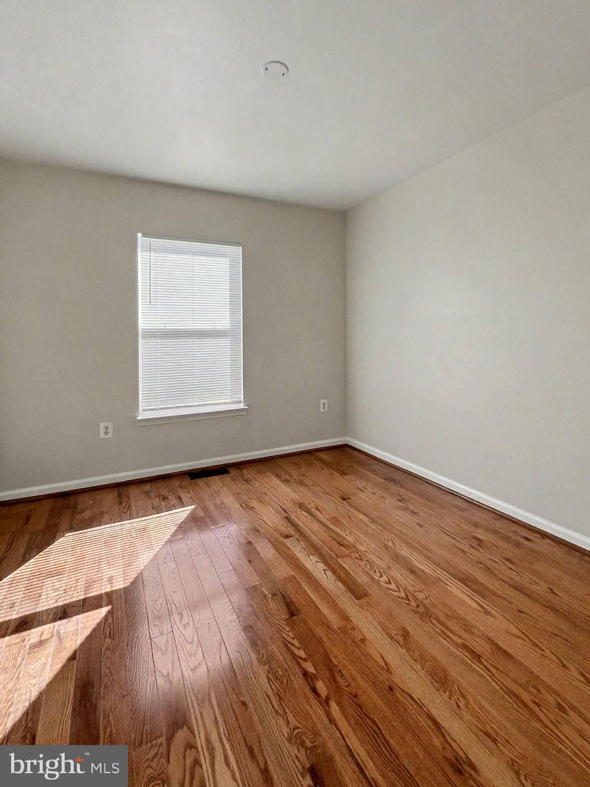 LANDOVER HILLS - Residential Lease