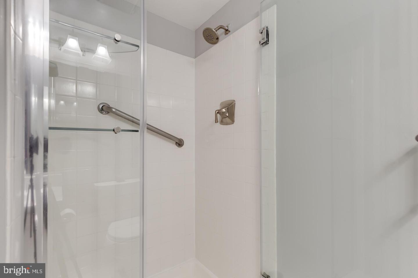 THE CHRISTOPHER - Residential Lease