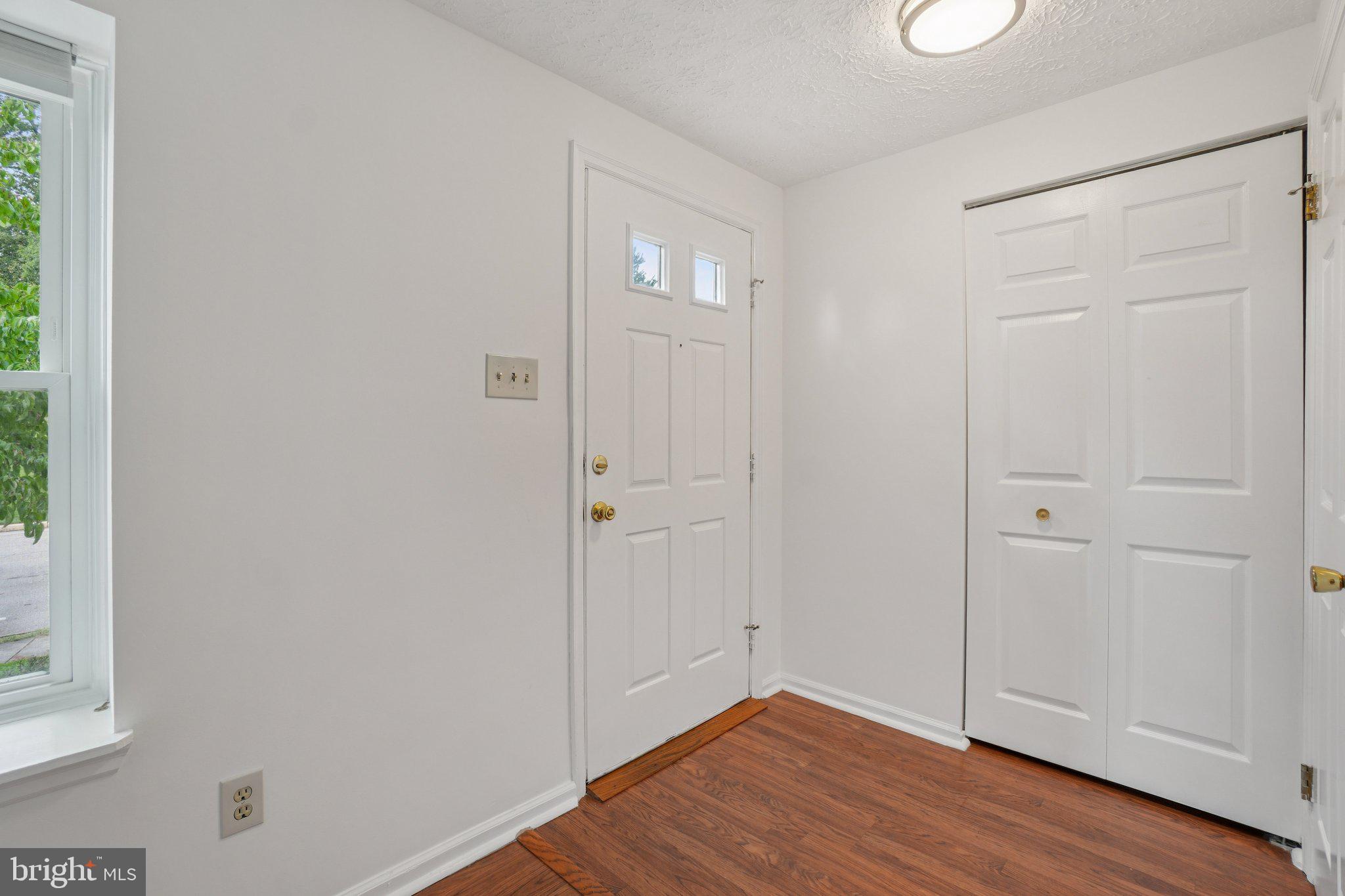 9157 SHEFFIELD HUNT COURT