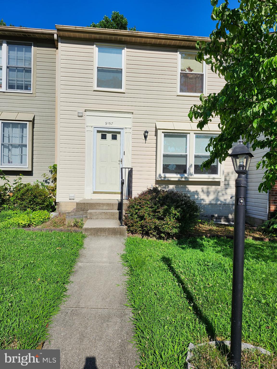 9157 SHEFFIELD HUNT COURT