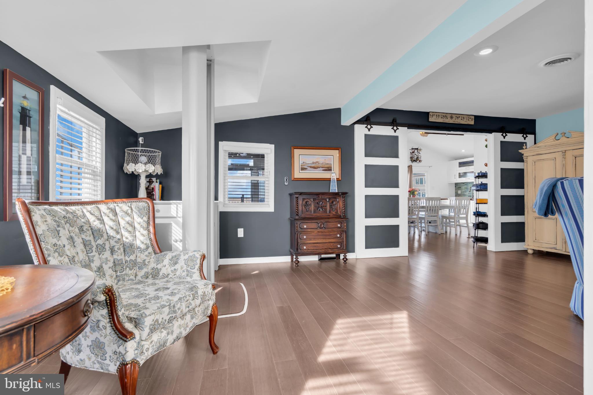 MYSTIC ISLAND - Residential