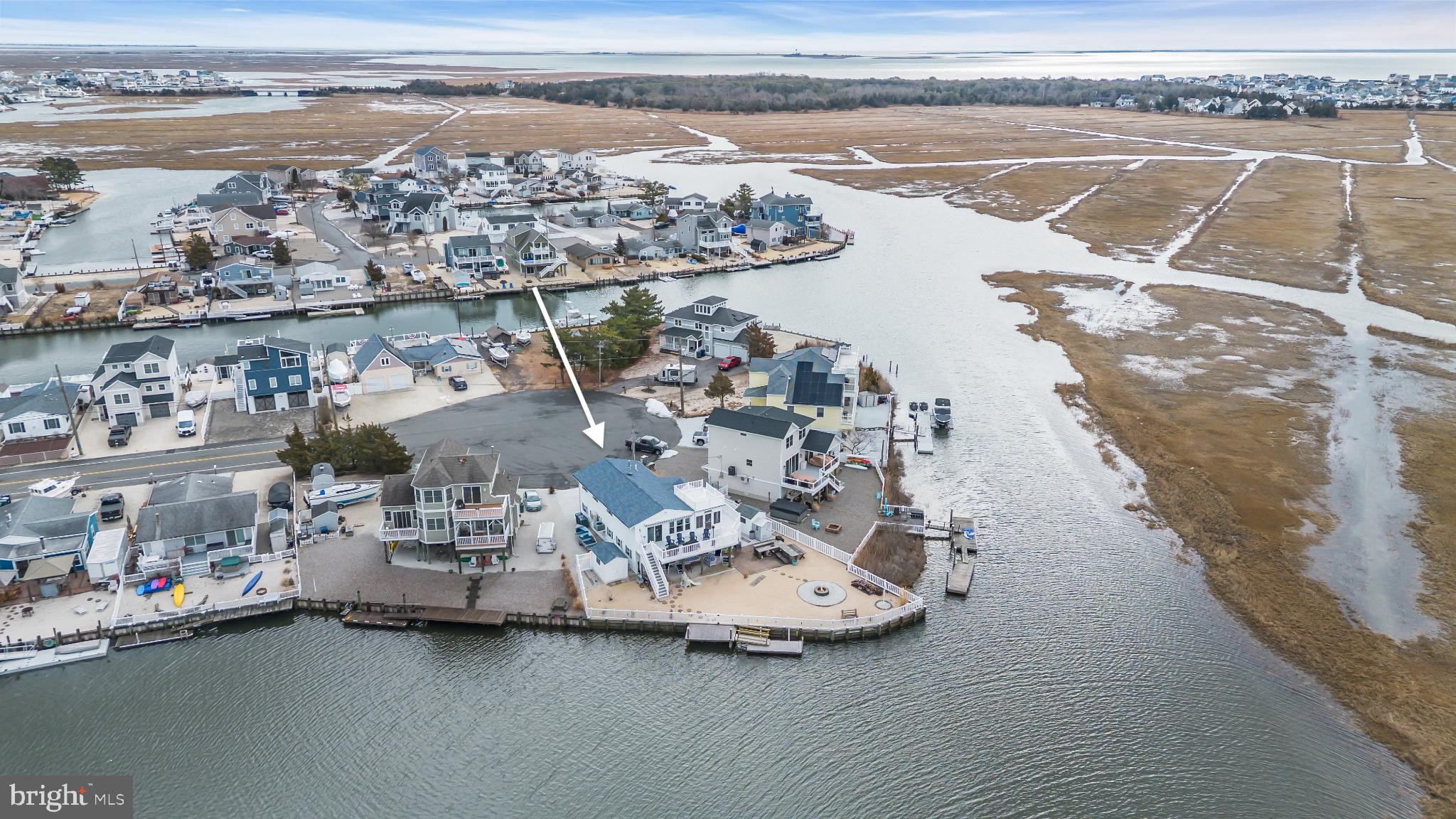 MYSTIC ISLAND - Residential