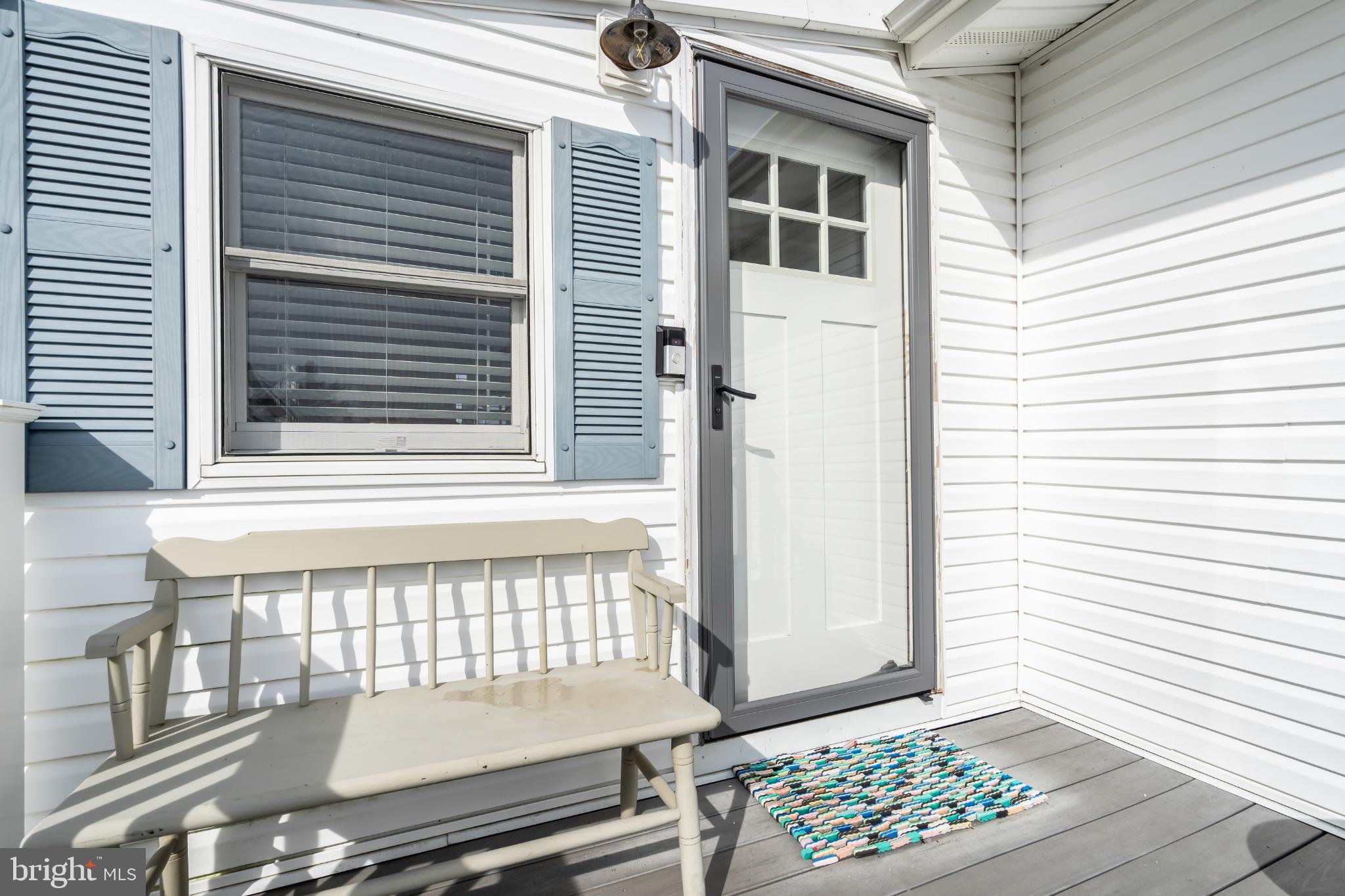 MYSTIC ISLAND - Residential