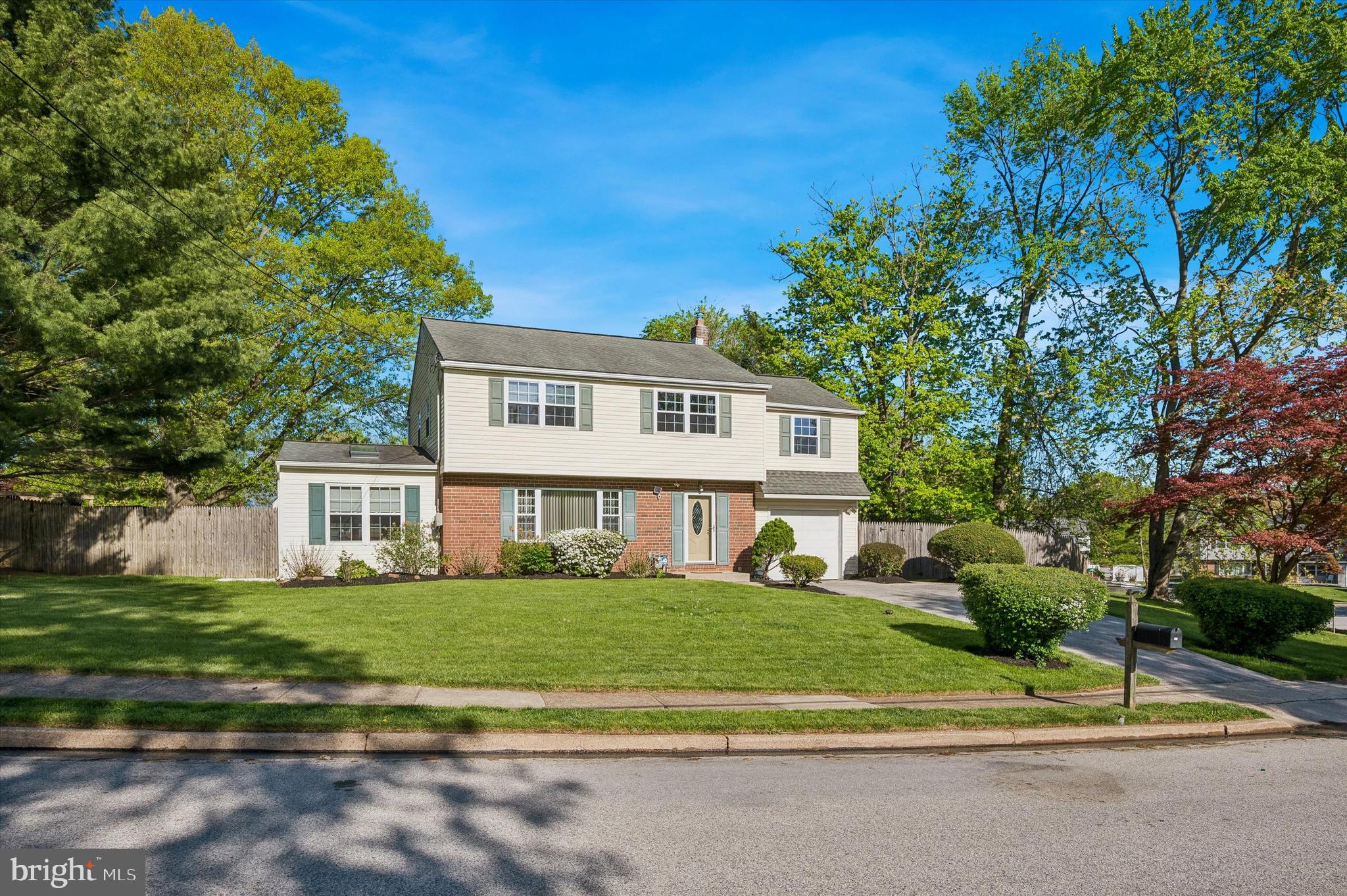 3002 MEREDITH LANE