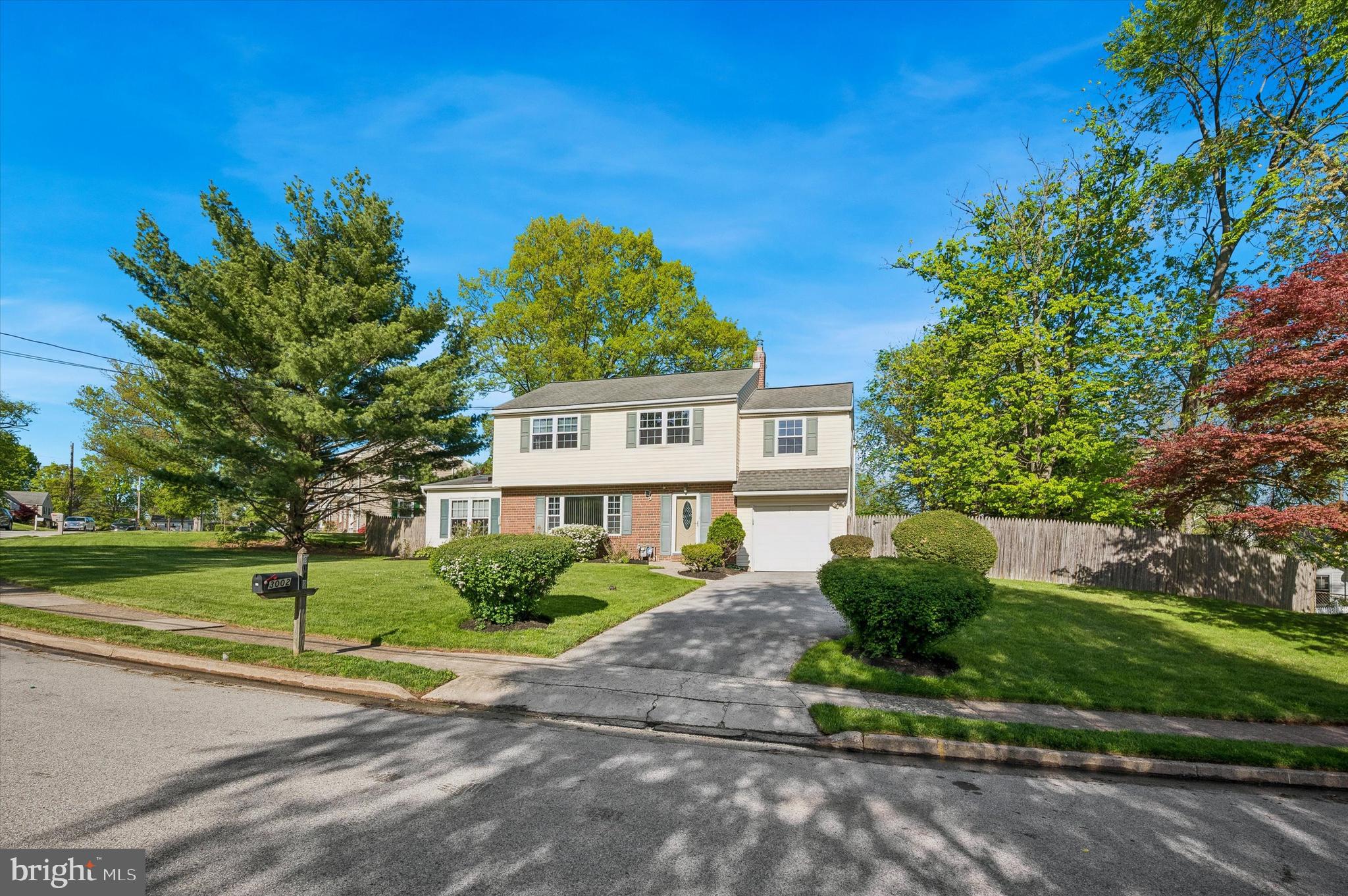 3002 MEREDITH LANE