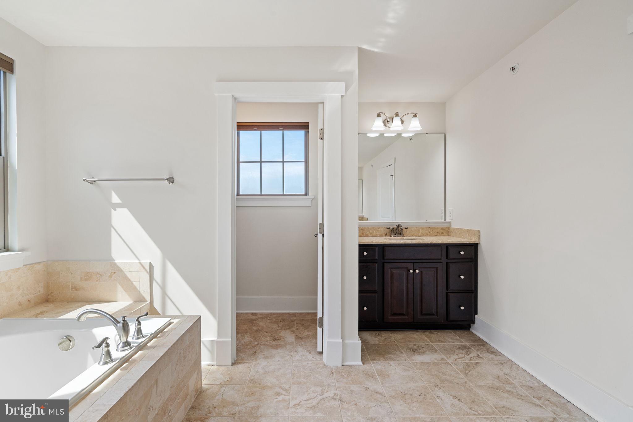 POTOMAC SHORES - Residential