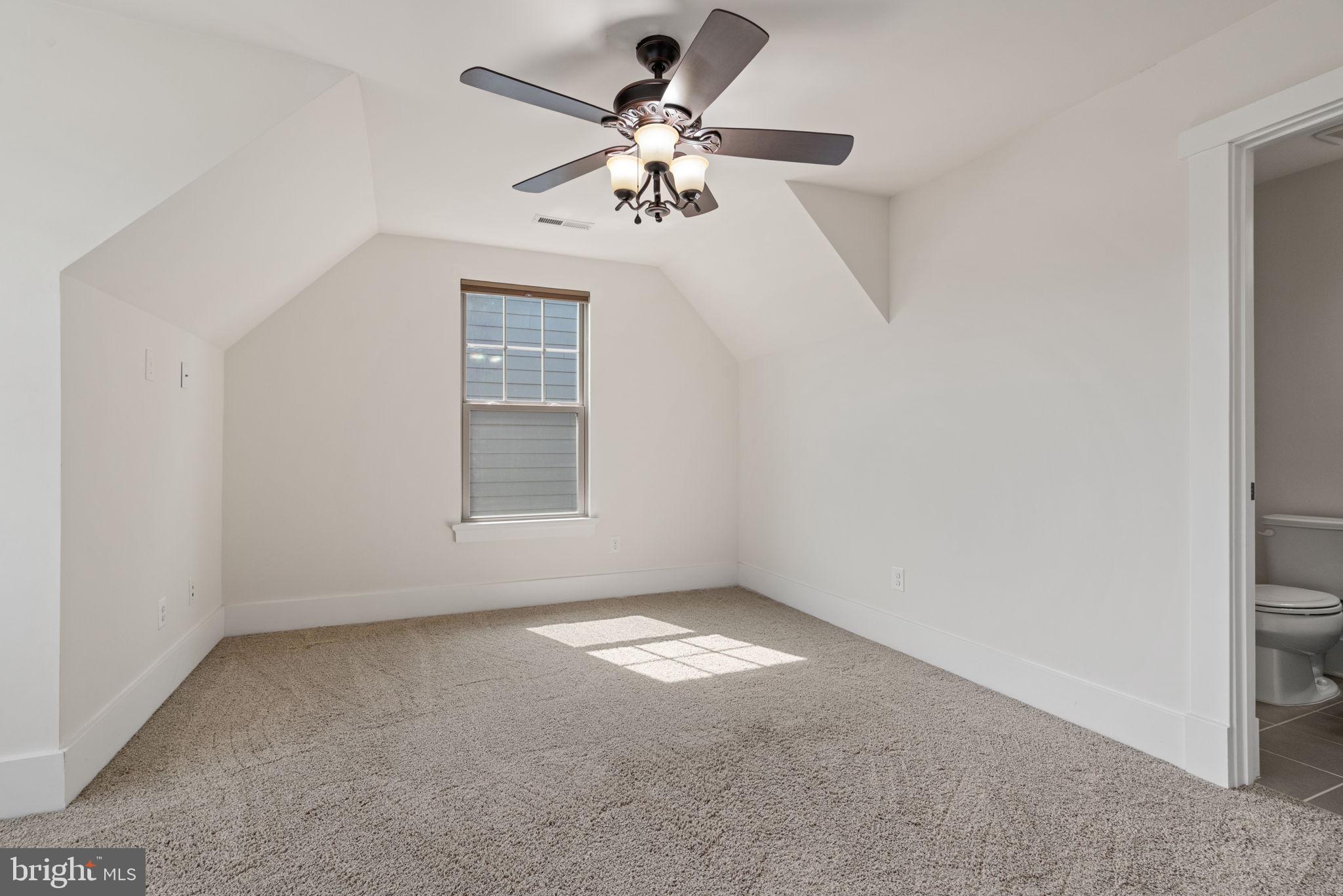 POTOMAC SHORES - Residential