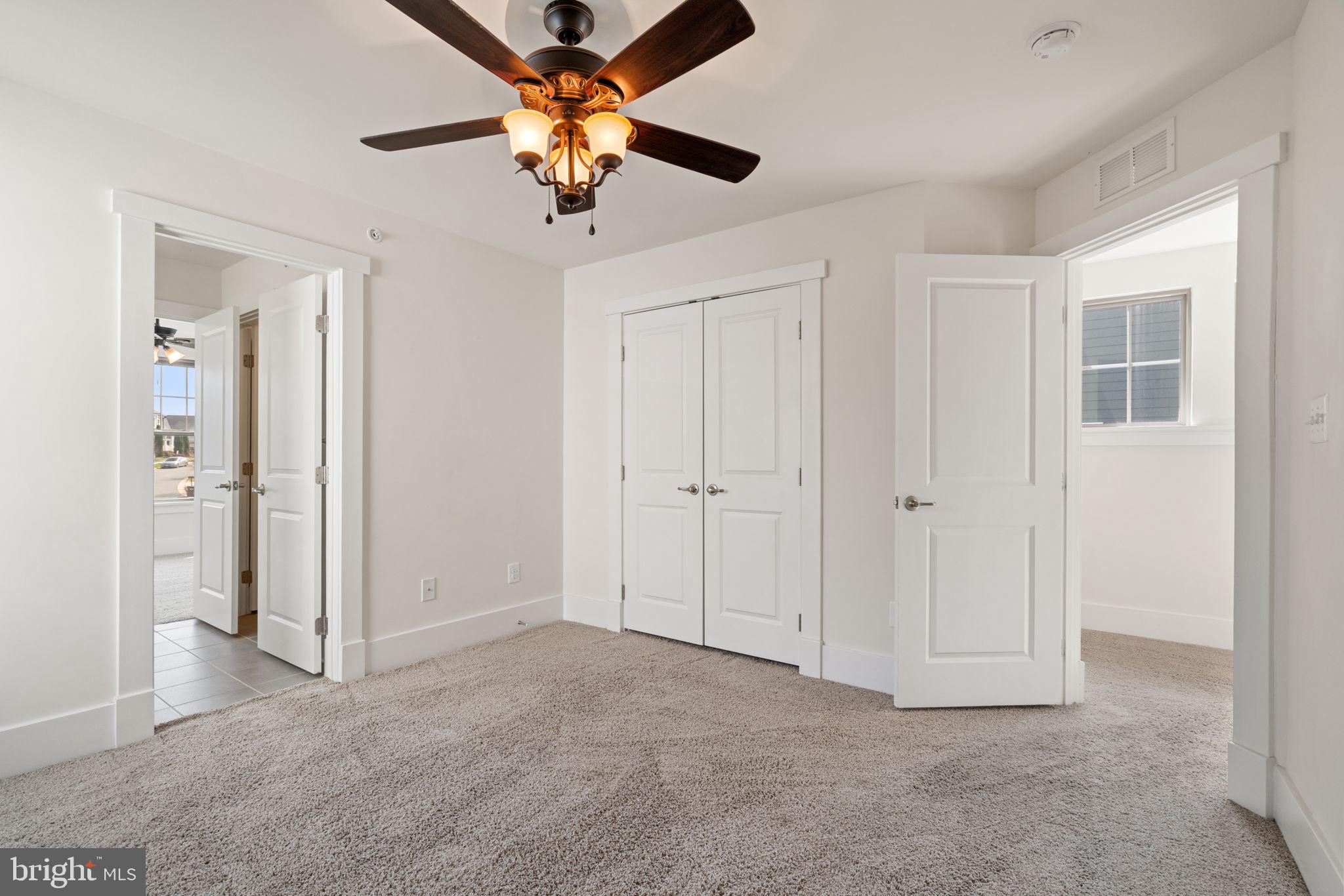 POTOMAC SHORES - Residential