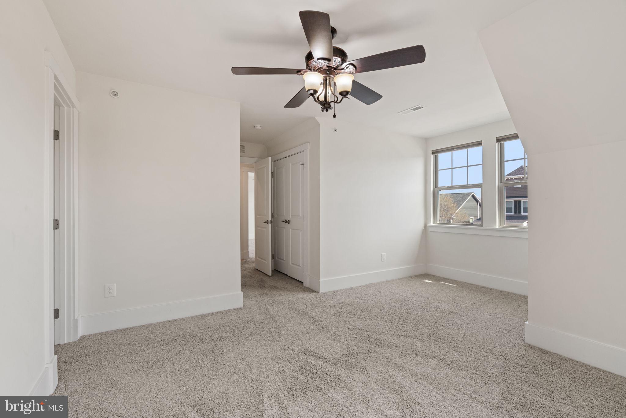 POTOMAC SHORES - Residential