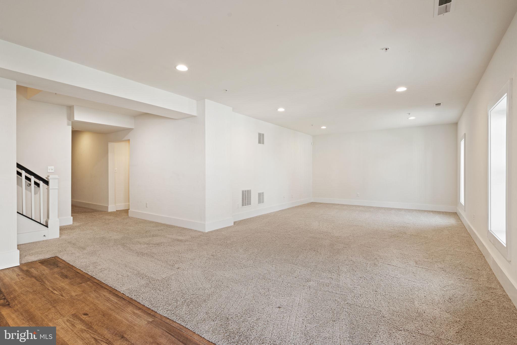 POTOMAC SHORES - Residential