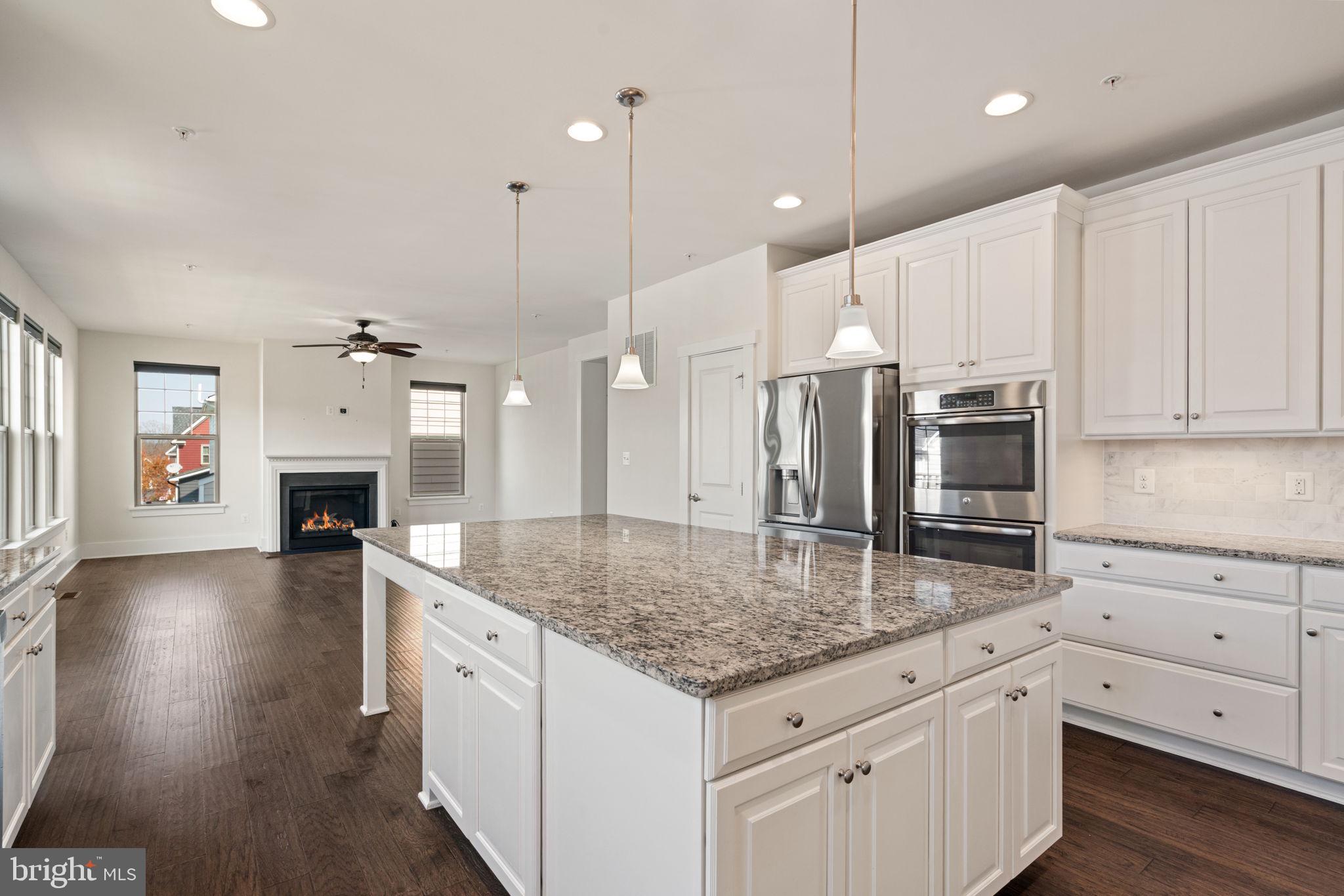 POTOMAC SHORES - Residential