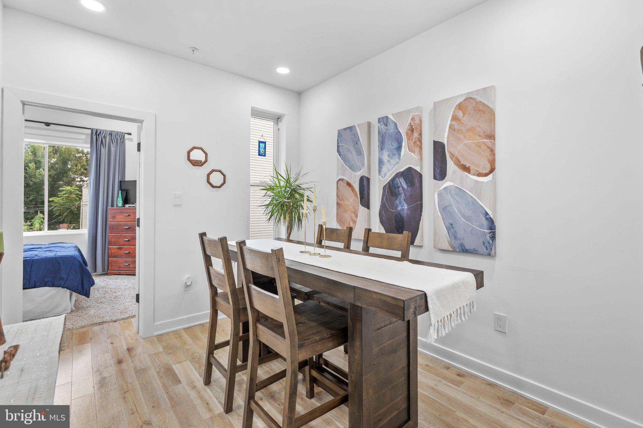 2808 W MASTER STREET 2