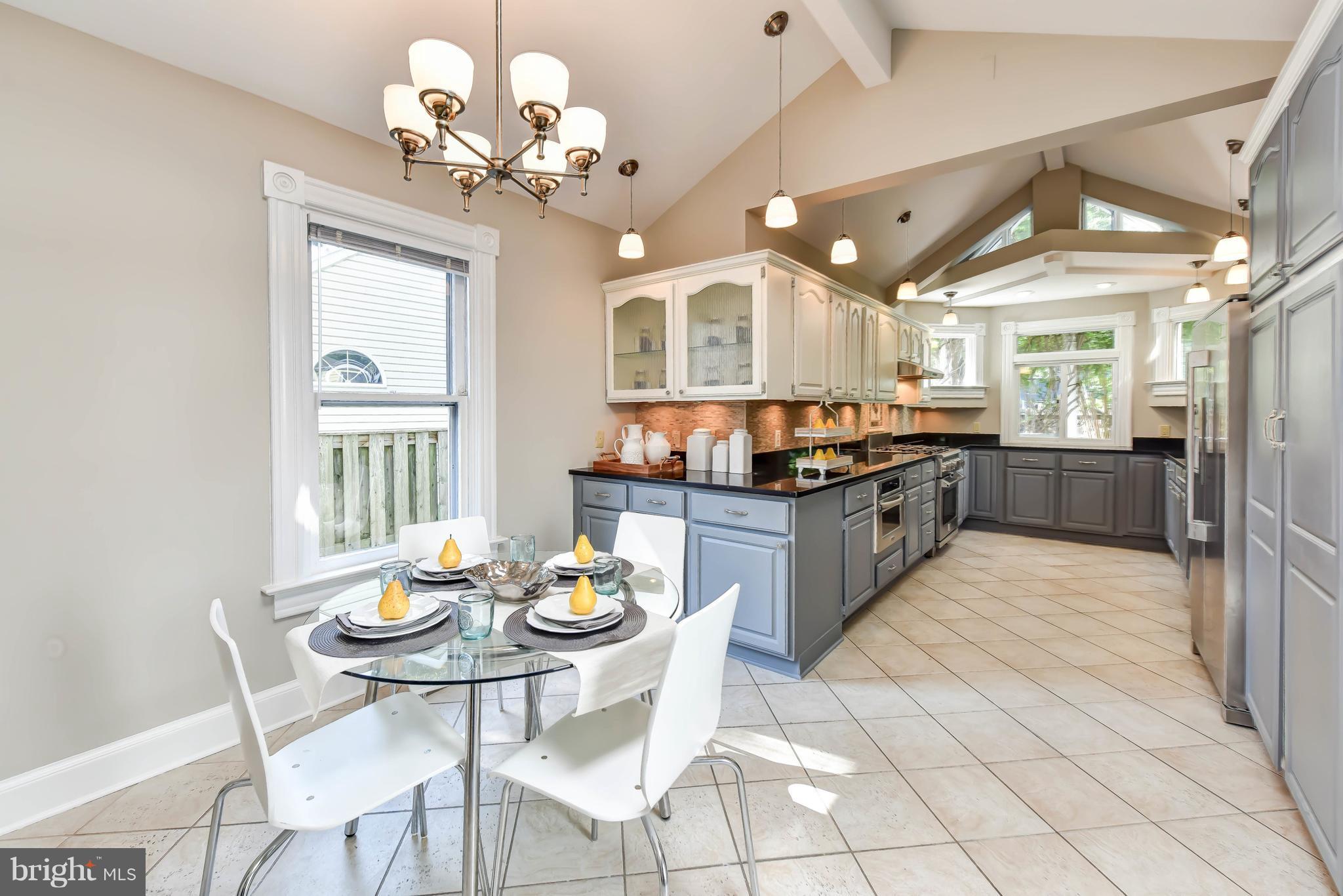 DEL RAY - Residential