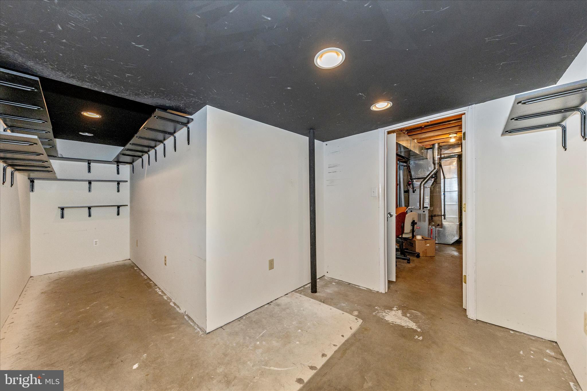 FIELDS OF NOTTINGHAM - Residential