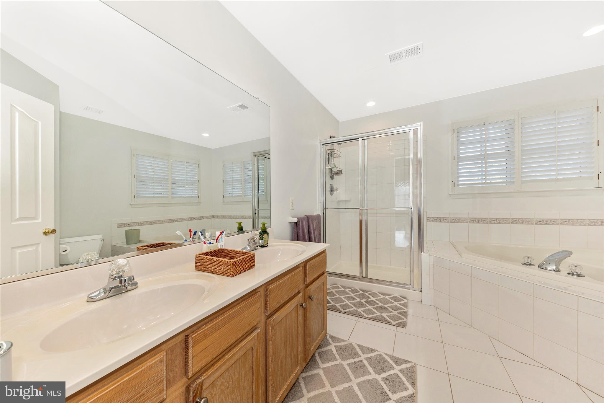 FIELDS OF NOTTINGHAM - Residential