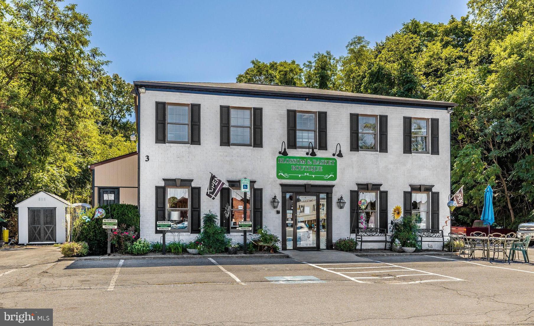 FIELDS OF NOTTINGHAM - Residential