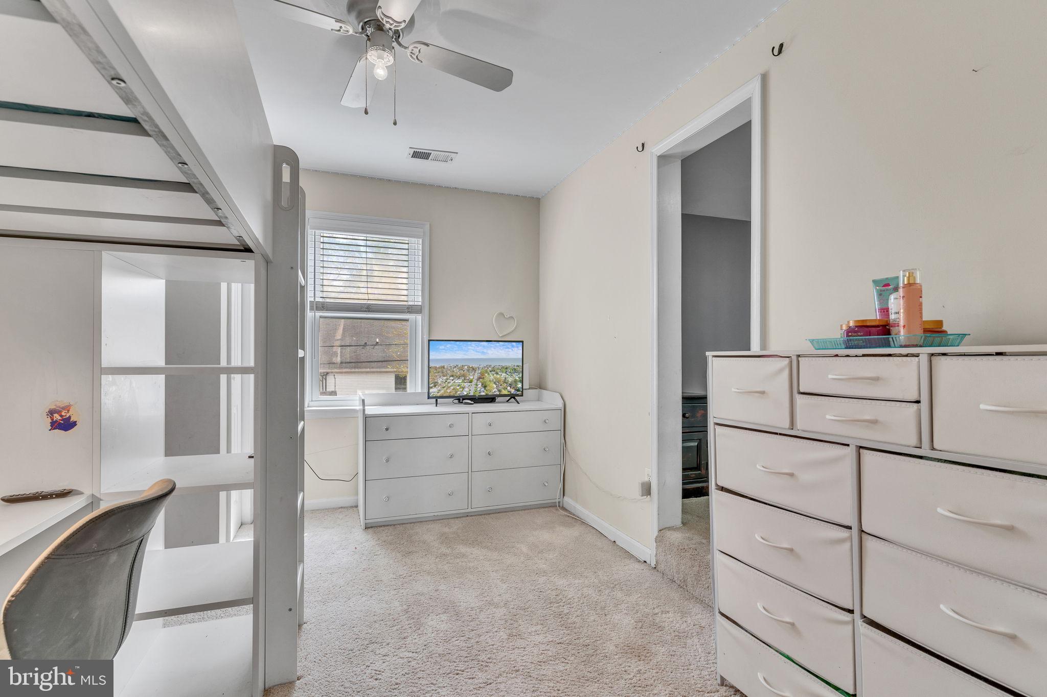 NORTH CHESAPEAKE BEACH - Residential