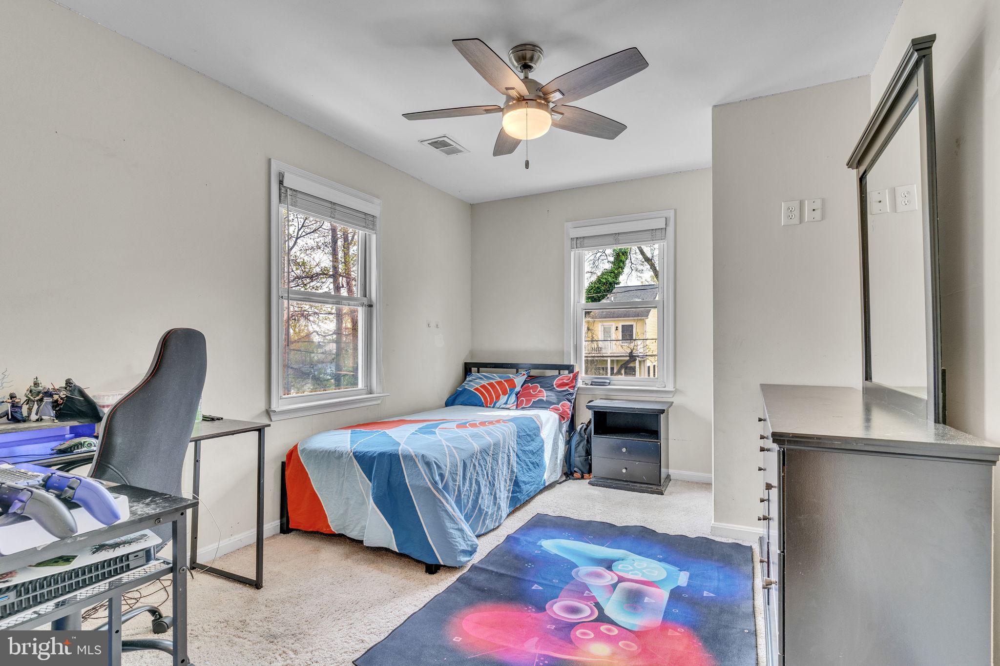 NORTH CHESAPEAKE BEACH - Residential