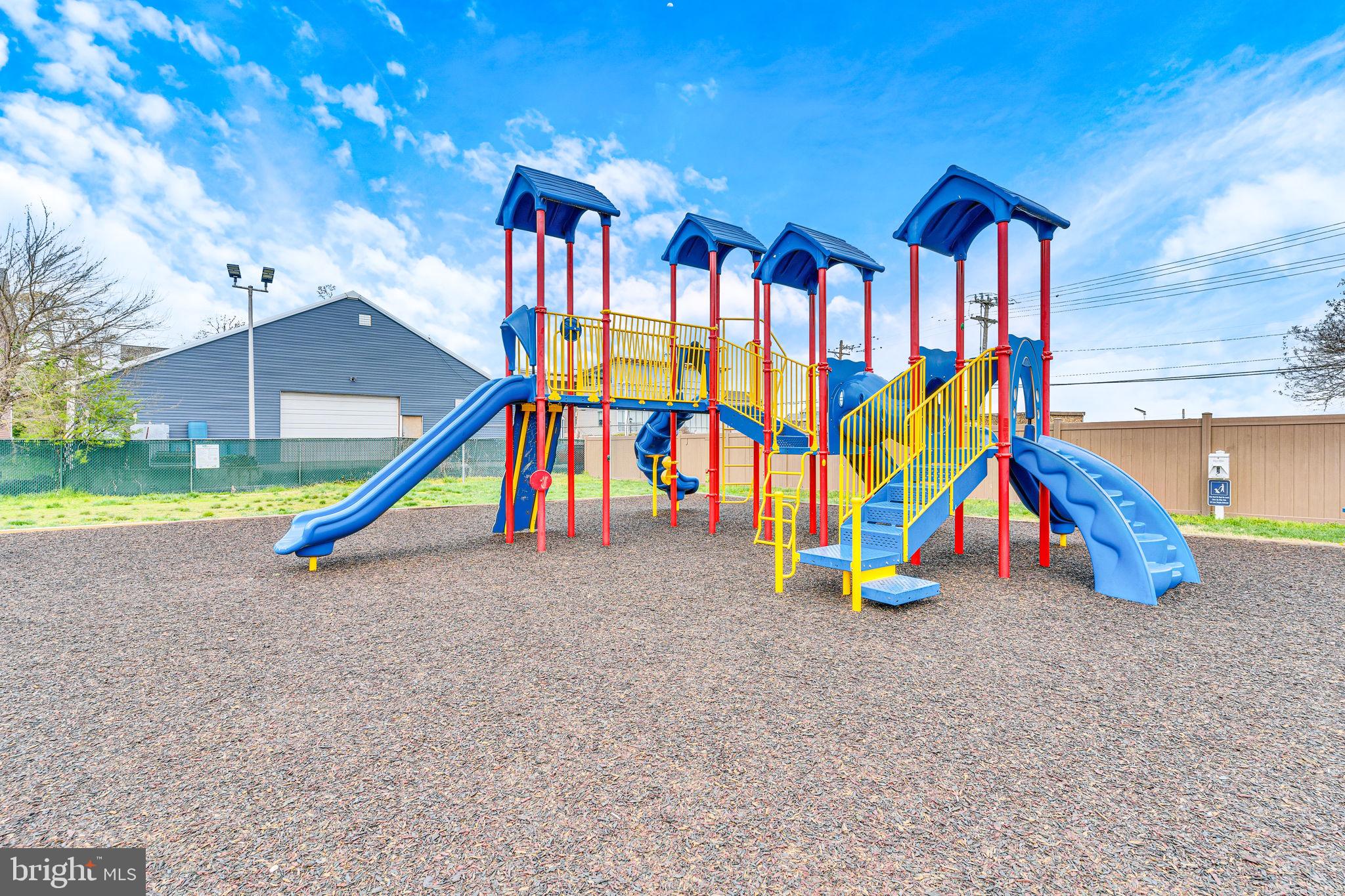 NORTH CHESAPEAKE BEACH - Residential