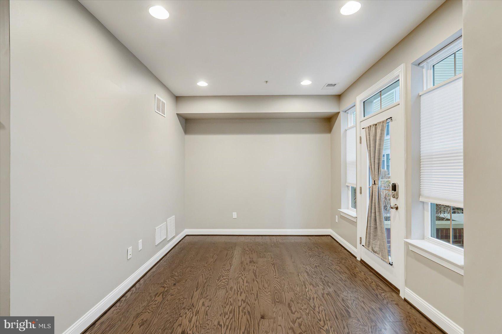 ANNAPOLIS - Residential