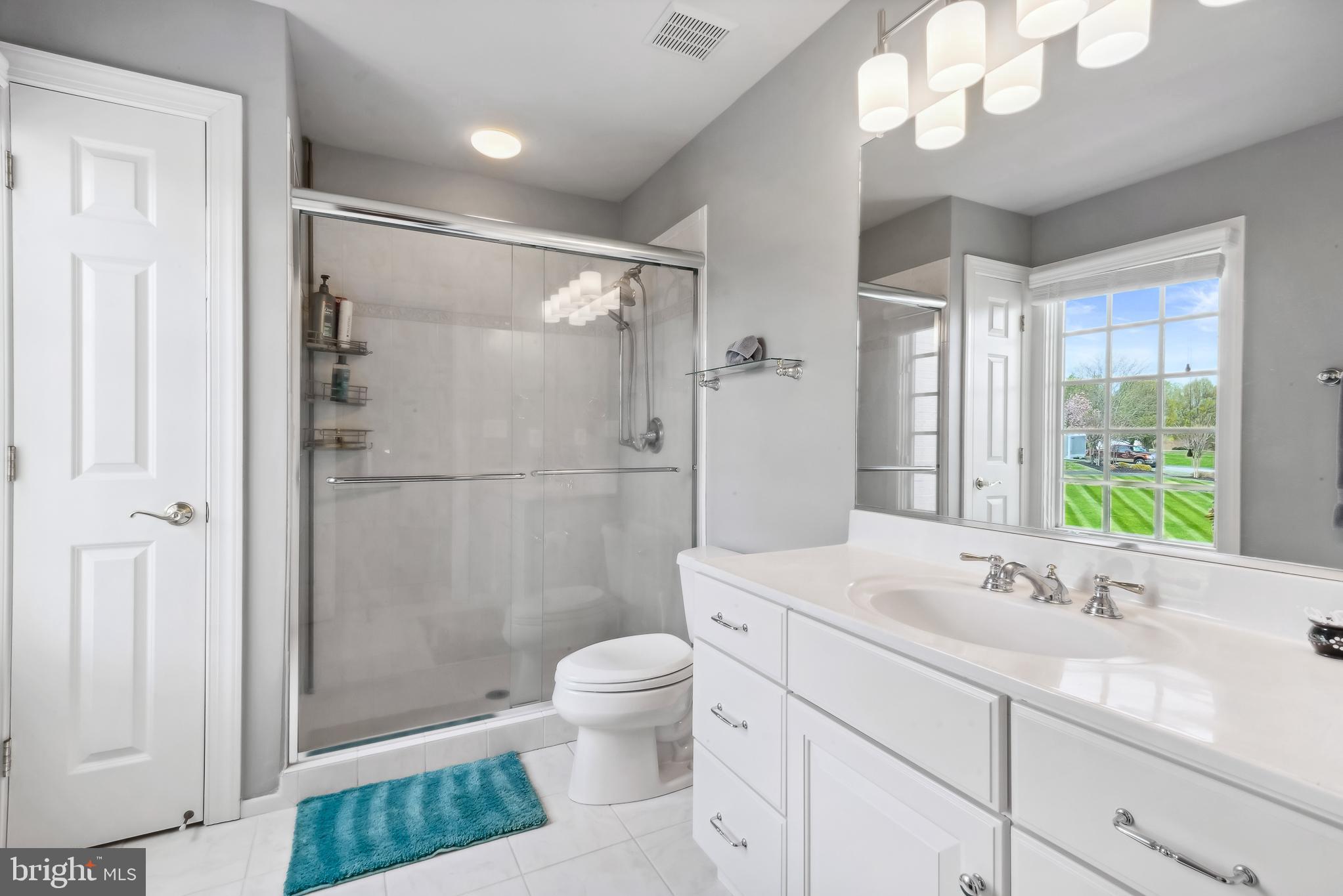 GOVERNORS MANOR - Residential