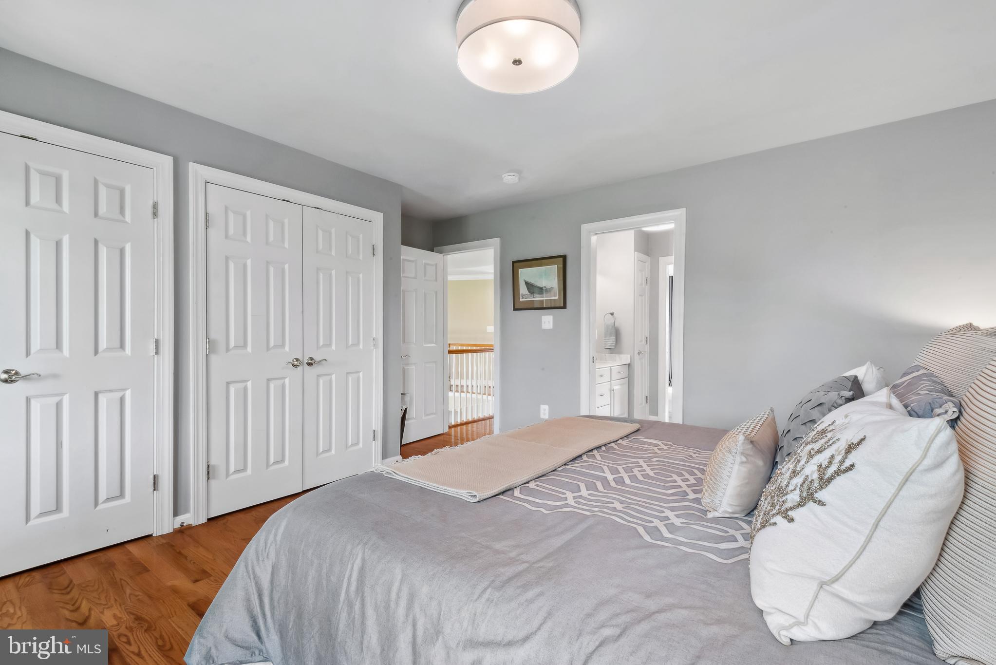 GOVERNORS MANOR - Residential