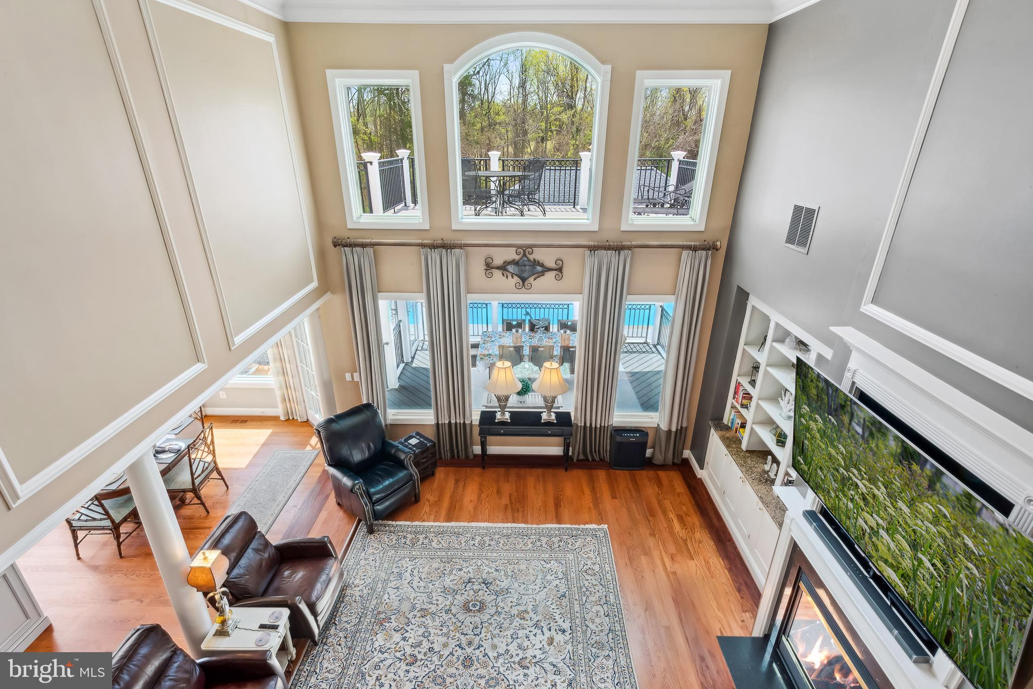 GOVERNORS MANOR - Residential