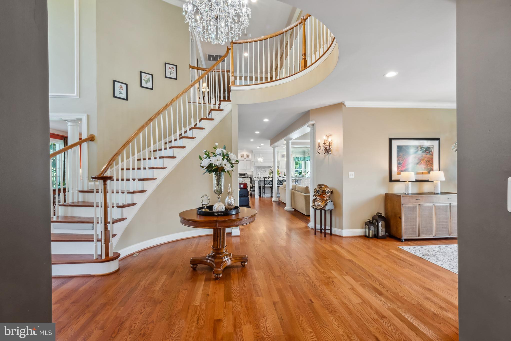 GOVERNORS MANOR - Residential