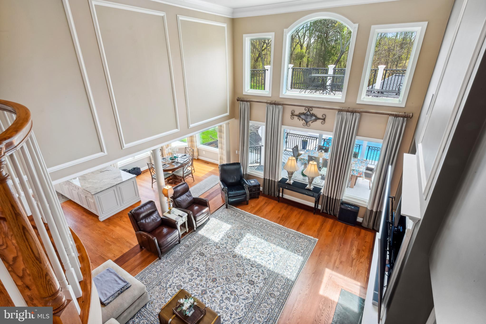 GOVERNORS MANOR - Residential