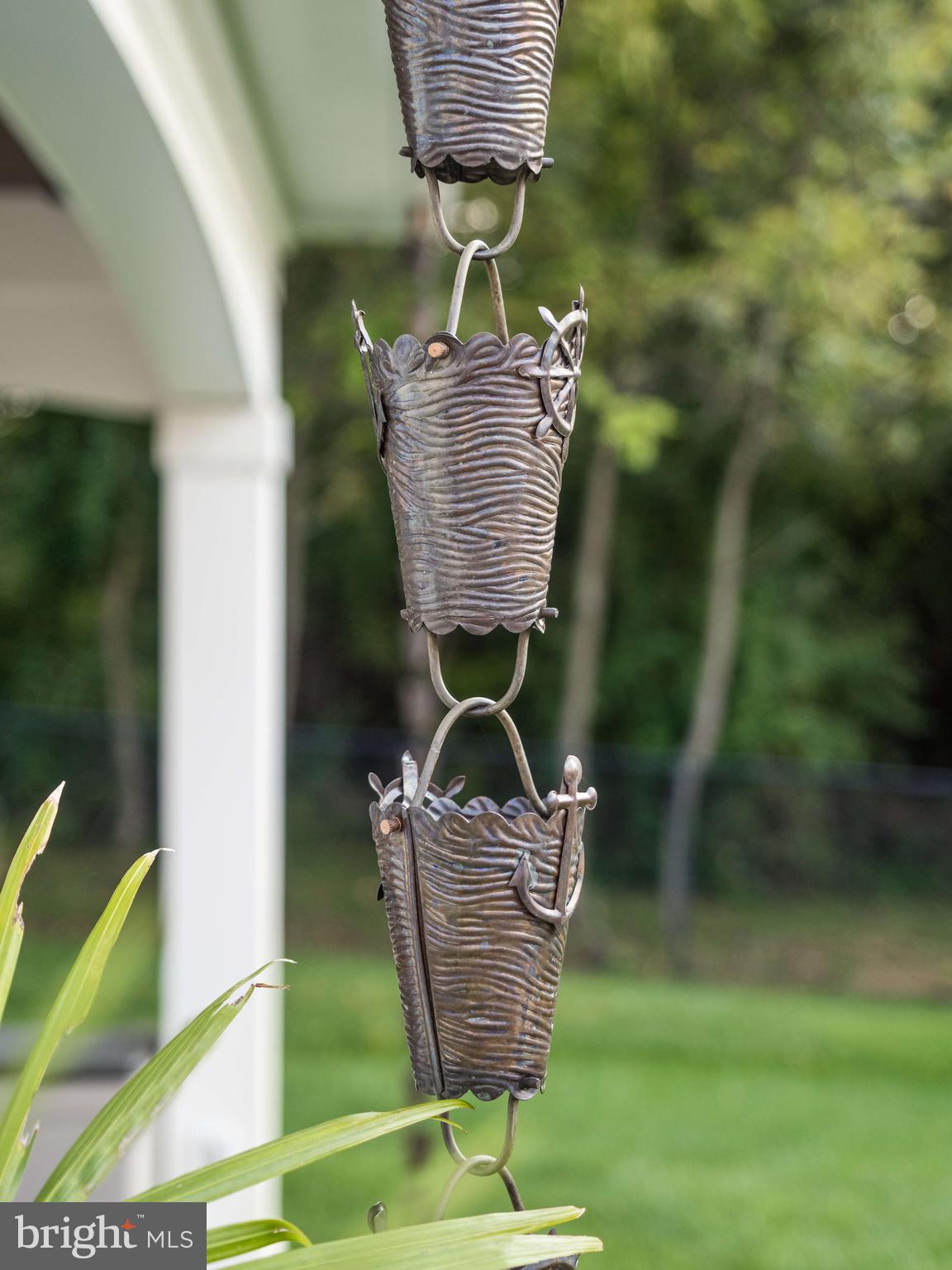 GOVERNORS MANOR - Residential