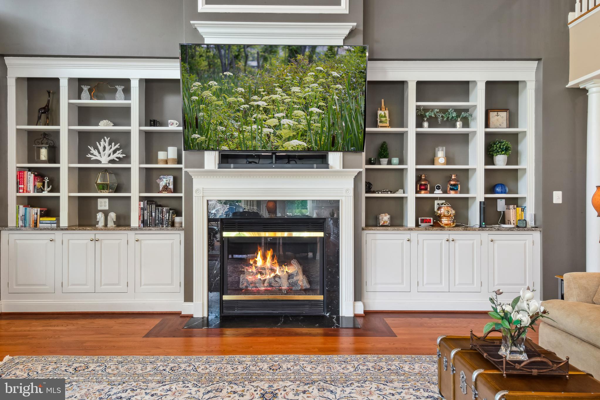 GOVERNORS MANOR - Residential