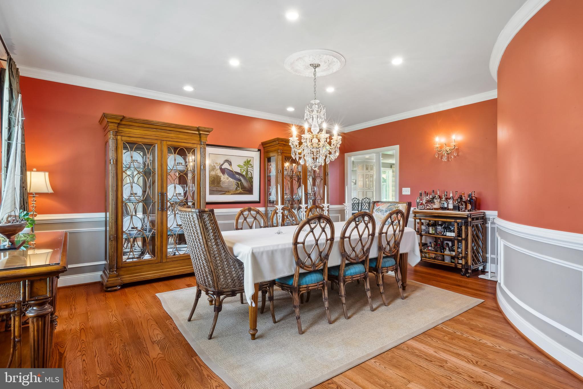 GOVERNORS MANOR - Residential