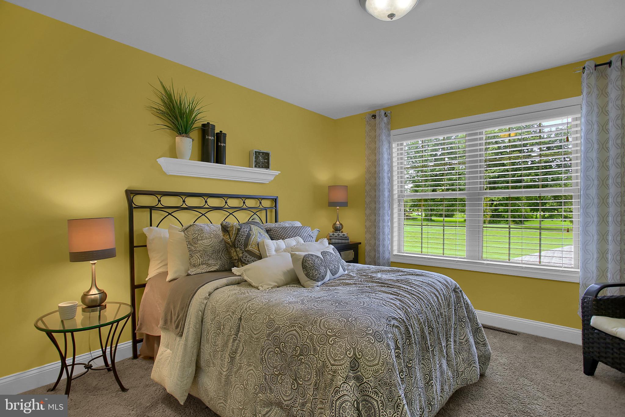 SPRING GROVE - Residential