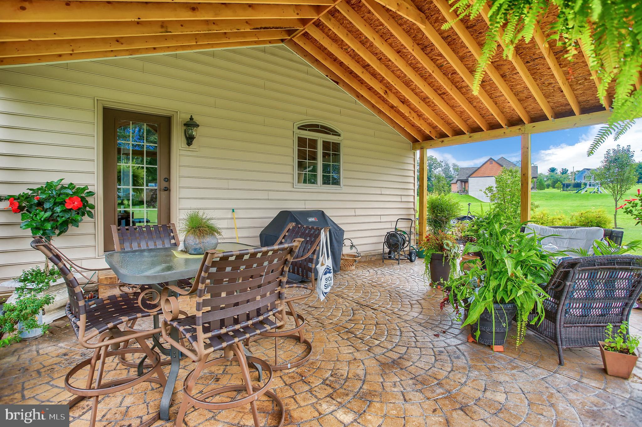 SPRING GROVE - Residential