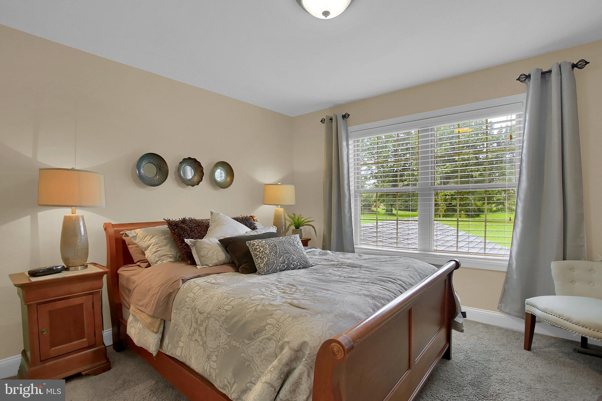 SPRING GROVE - Residential