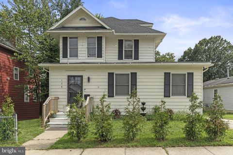 128 W EVESHAM AVENUE MAGNOLIA NJ 08049